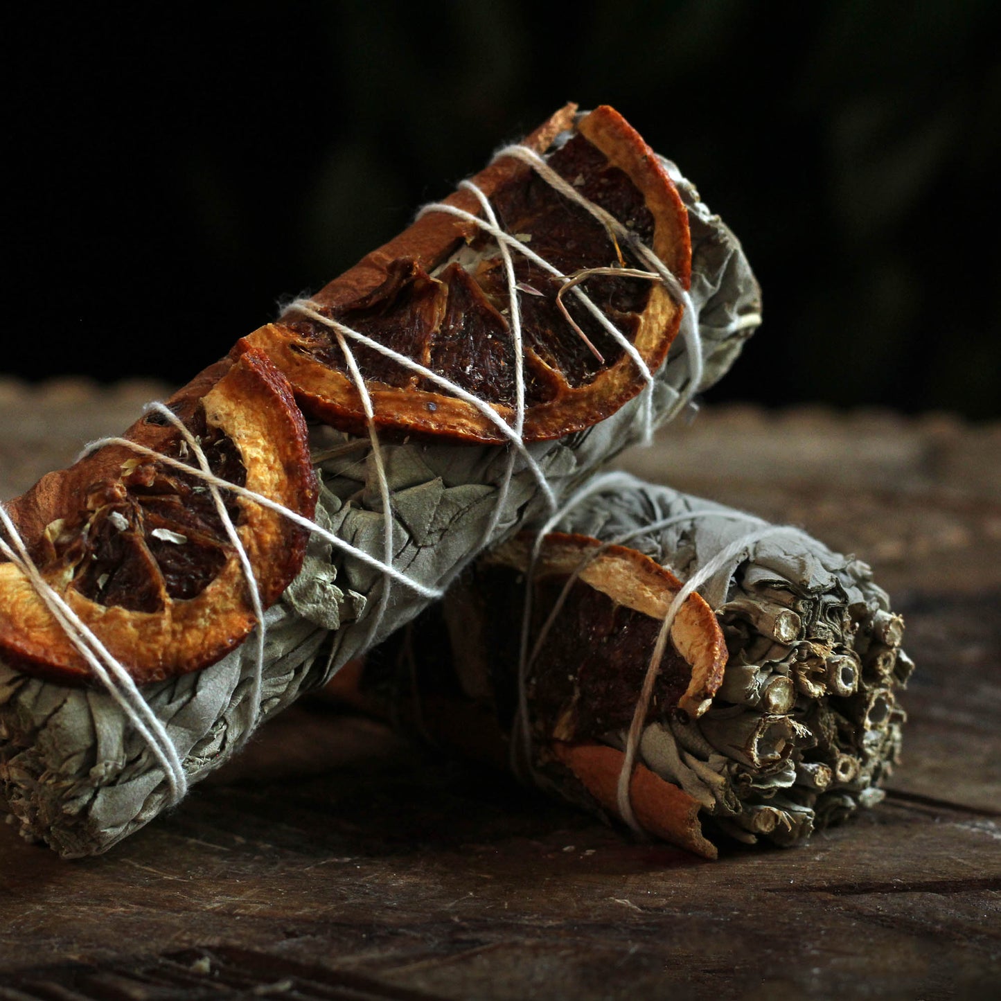 ORANGE SLICES & CINNAMON W/WHITE SAGE