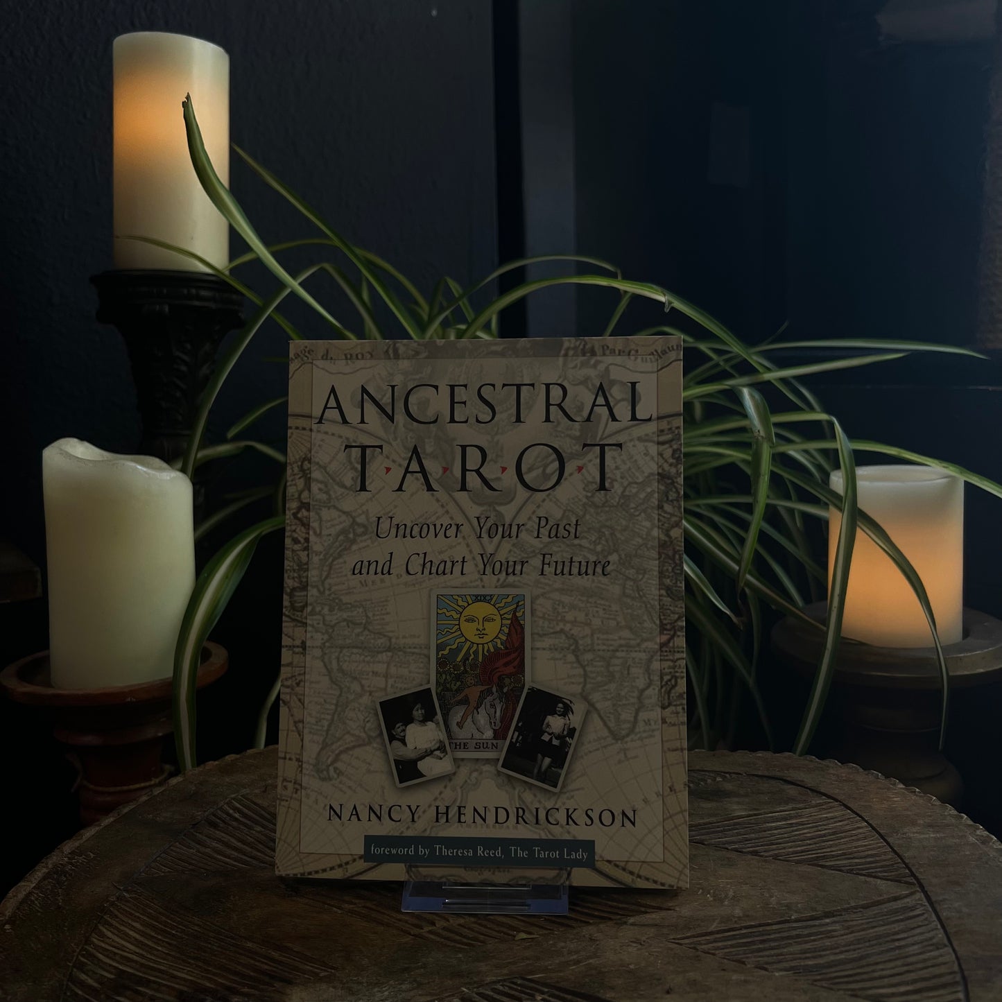 ANCESTRAL TAROT: UNCOVER YOUR PAST AND CHART YOUR FUTURE