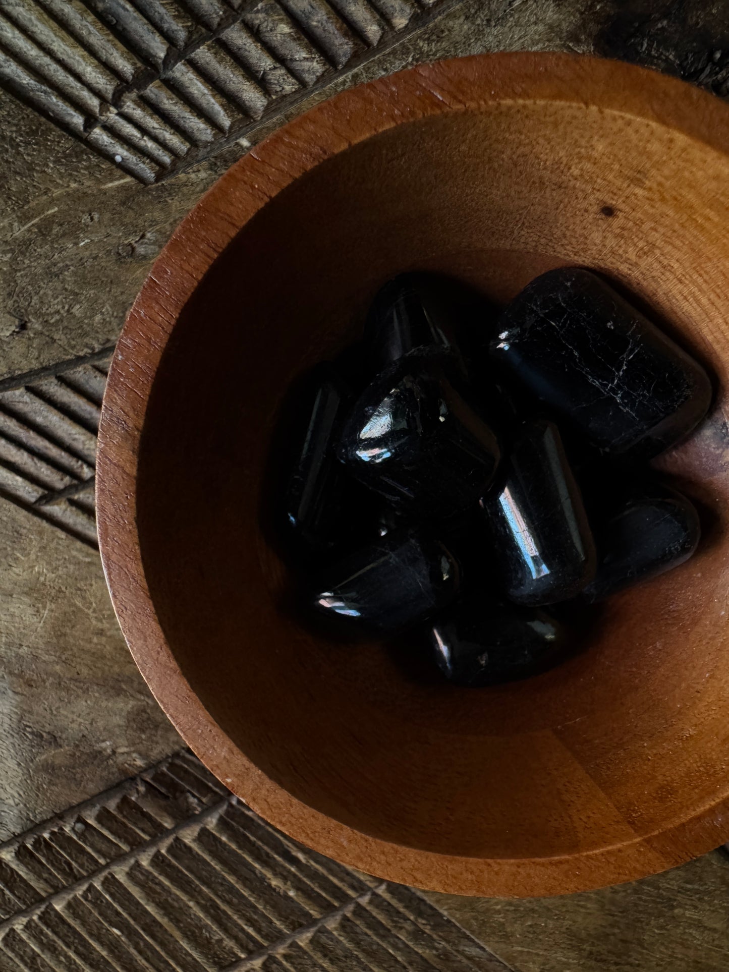 TUMBLED BLACK TOURMALINE