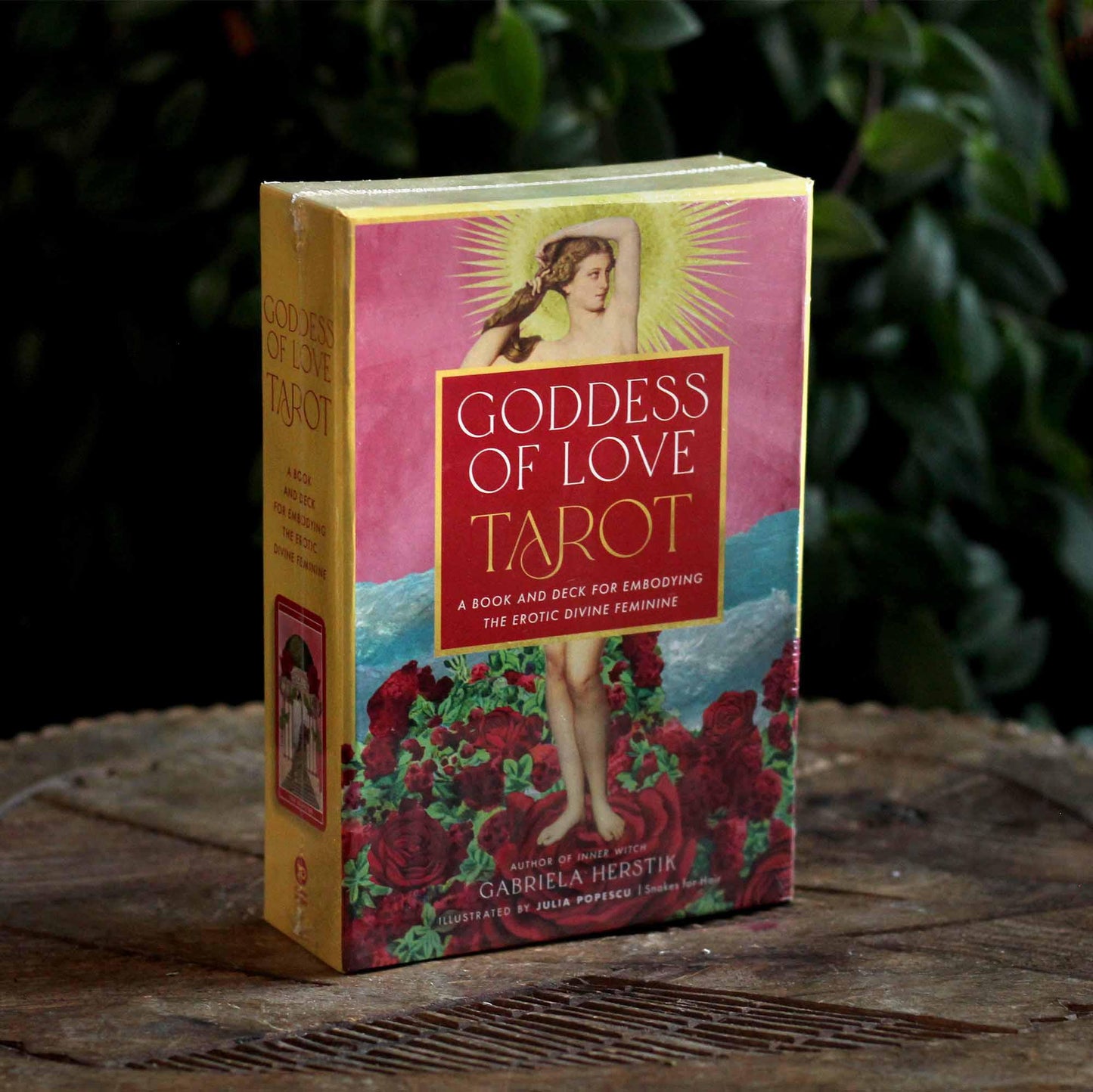 GODDESS OF LOVE TAROT