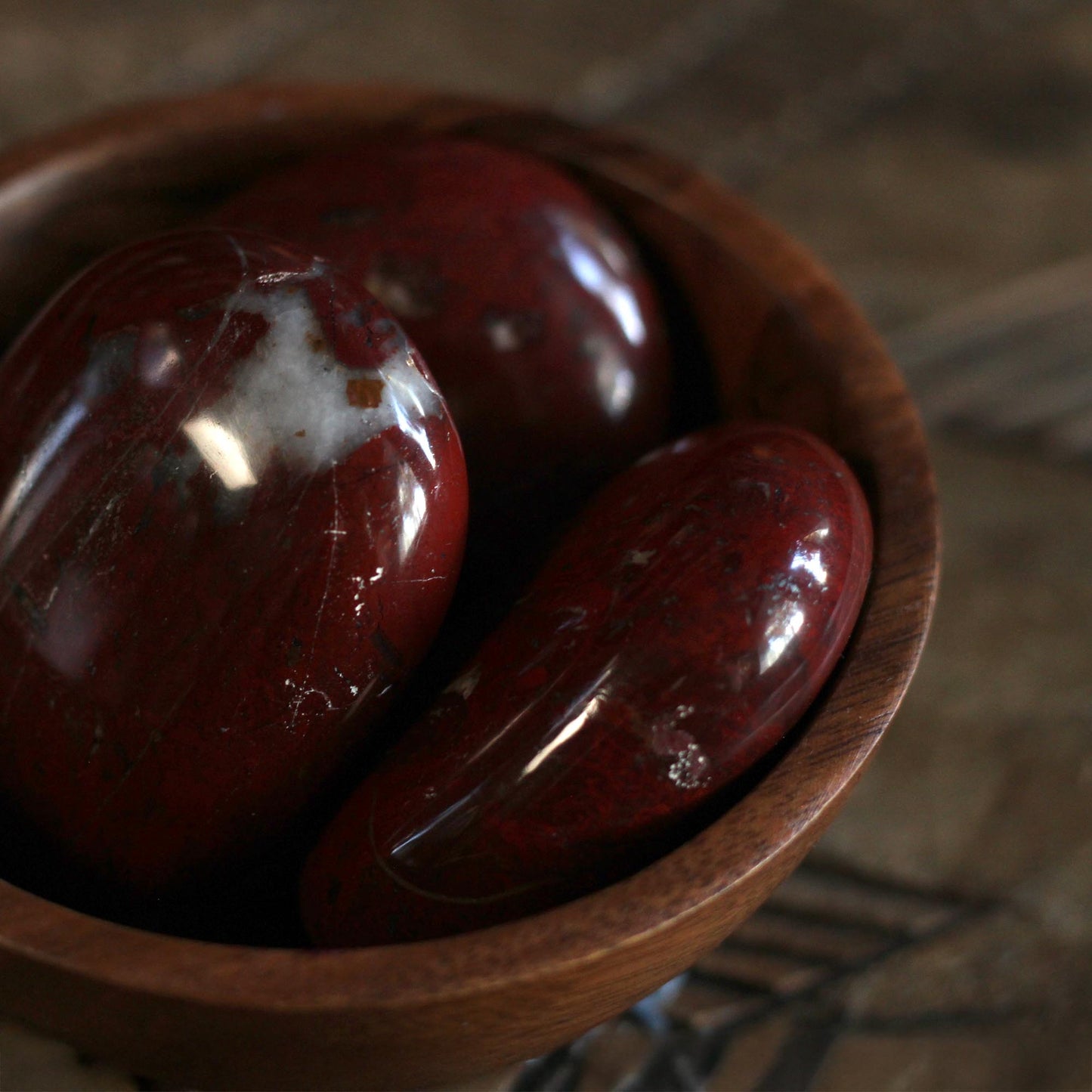 RED JASPER PALMSTONE