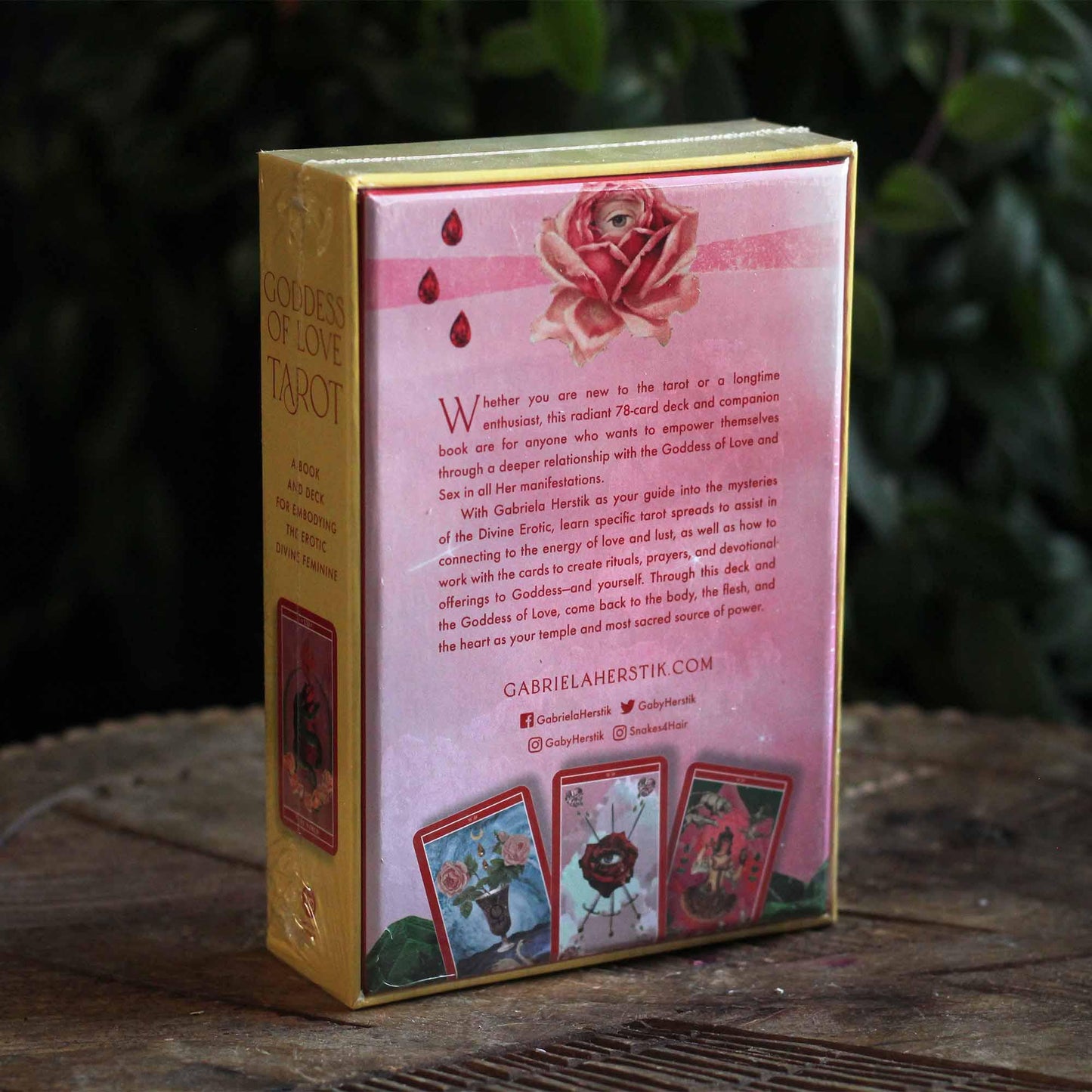 GODDESS OF LOVE TAROT