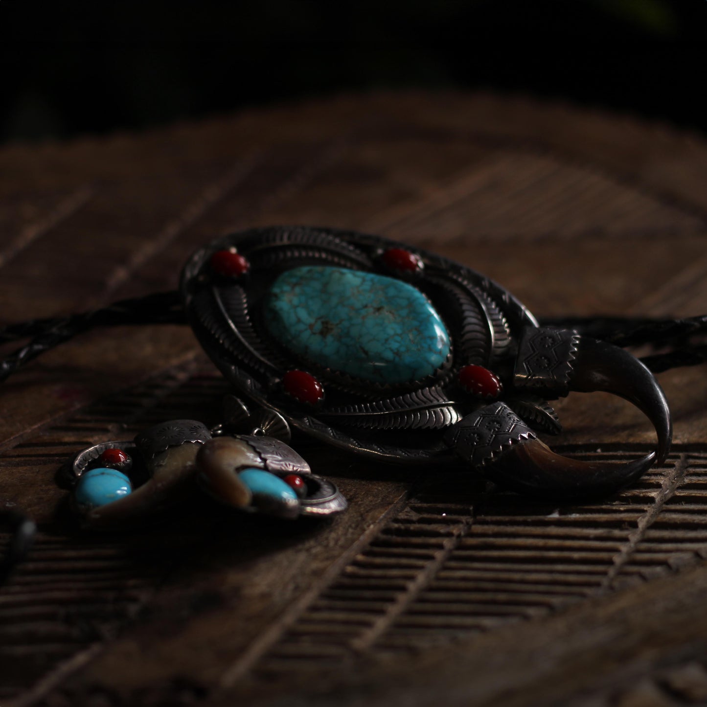 HANDMADE VINTAGE ZUNI TRIBE JEWELRY