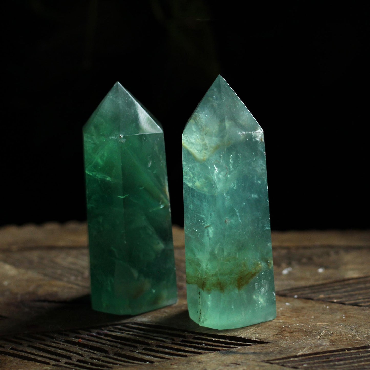 GREEN FLUORITE POLISHED POINTS