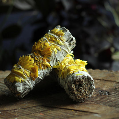 SUNFLOWER W/WHITE SAGE