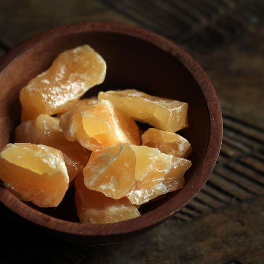 SMOOTH ORANGE CALCITE