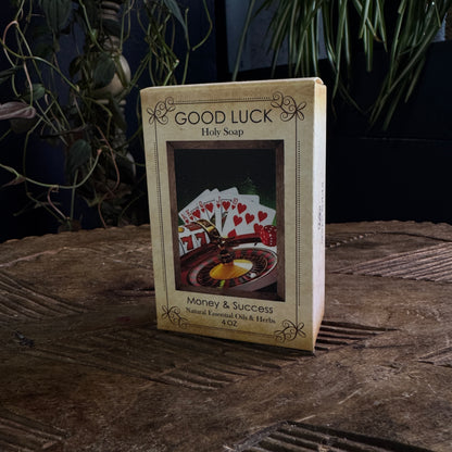 HANDMADE SOAP W/ESSENTIAL OILS