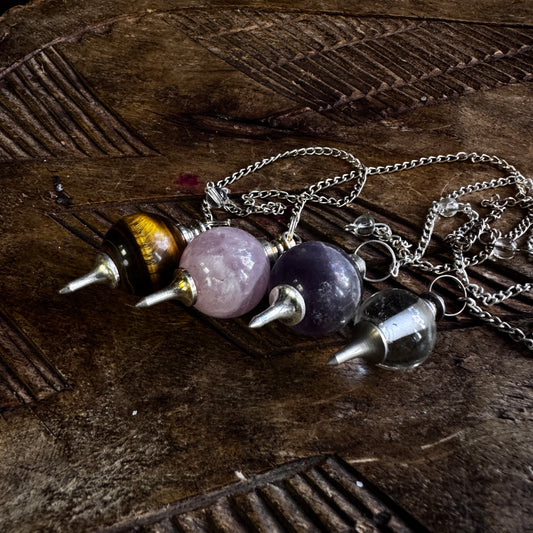 CRYSTAL BALL PENDULUM