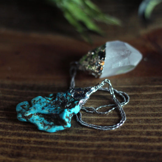 TURQUOISE PENDULUM