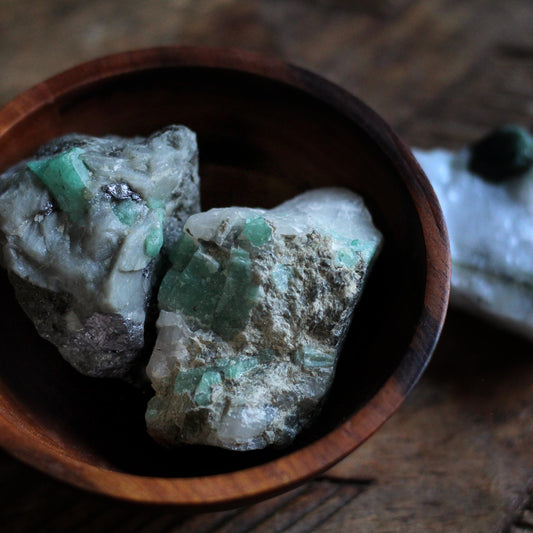 RAW EMERALD SPECIMENS