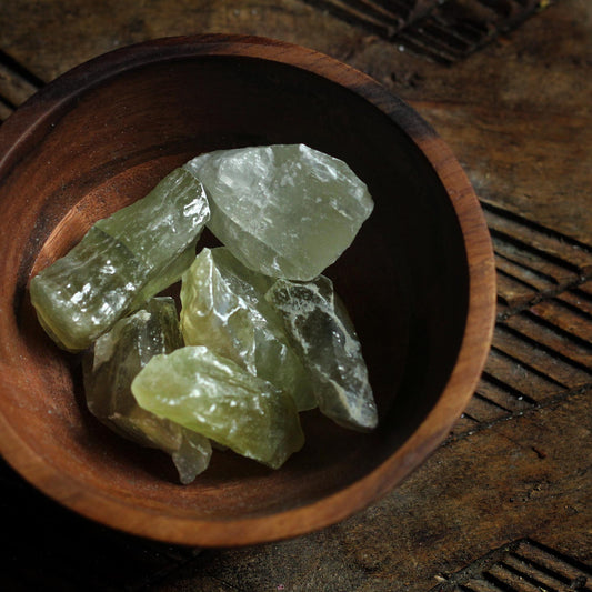 SMOOTH EMERALD GREEN CALCITE