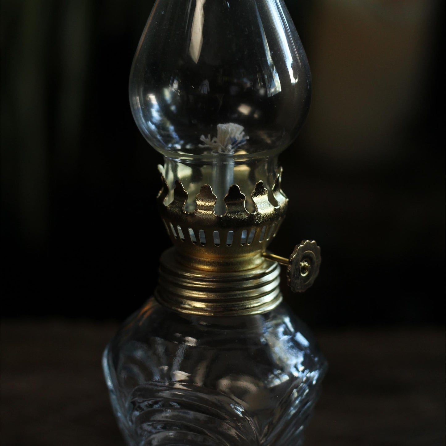 GLASS KEROSENE LAMP